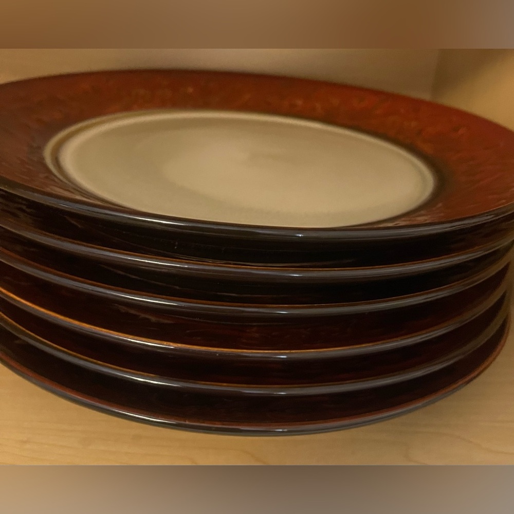 Pier 1 Red and Cream Scroll Bowl
